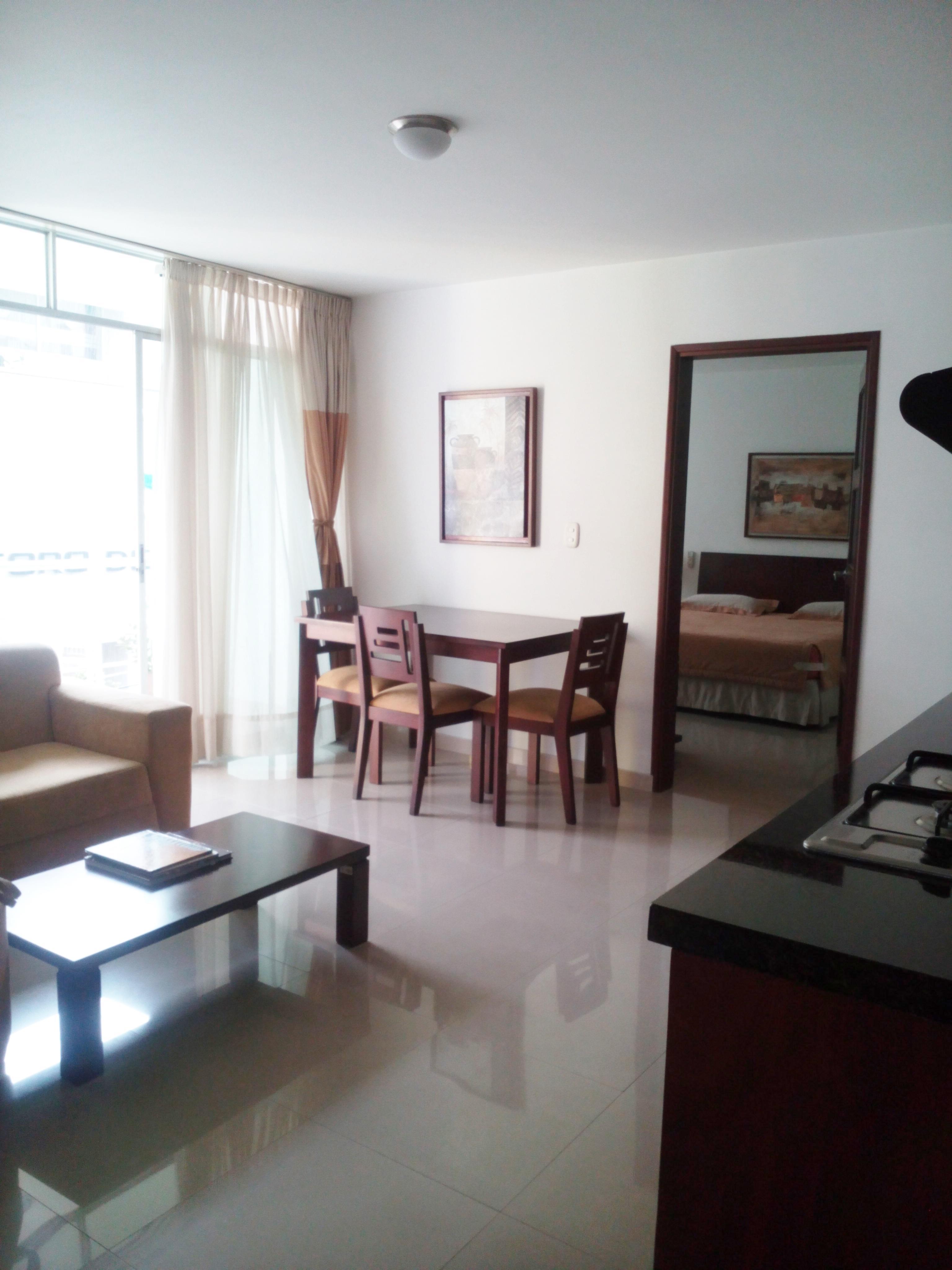 Hotel Cuarta Avenida カリ エクステリア 写真