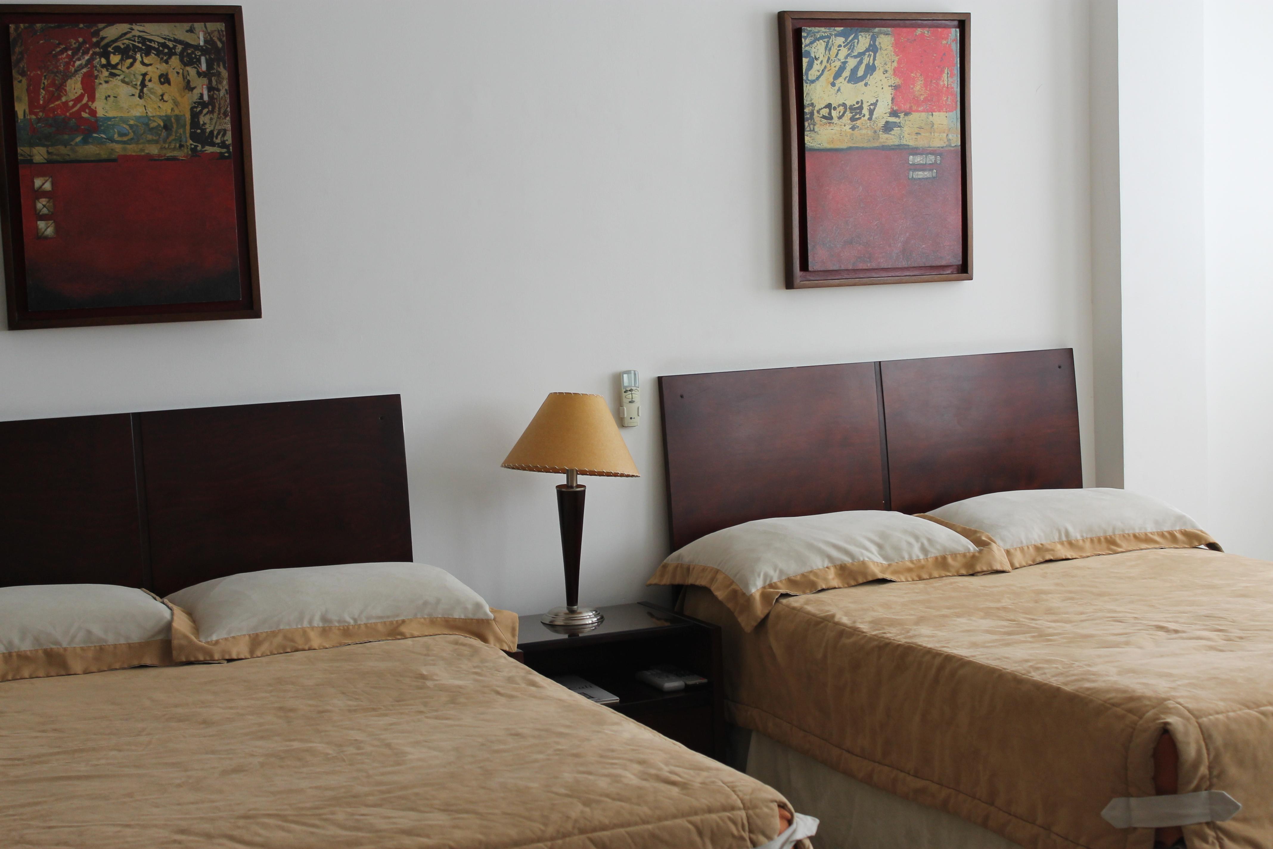 Hotel Cuarta Avenida カリ エクステリア 写真