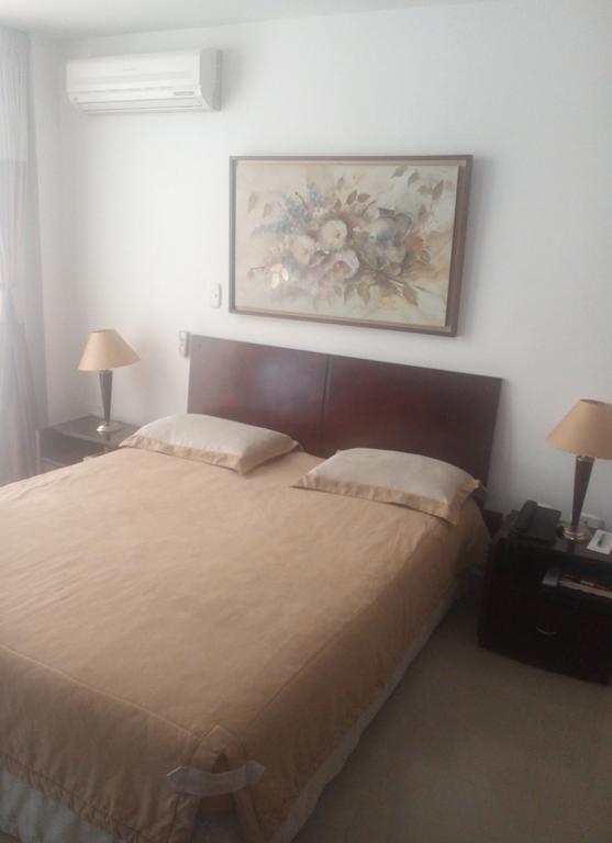 Hotel Cuarta Avenida カリ エクステリア 写真